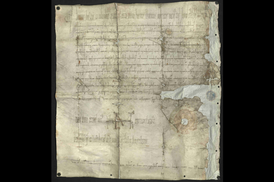 Die wiedergefundene Urkunde Kaiser Ottos II. Foto: Stadt- und Stiftsarchiv Aschaffenburg