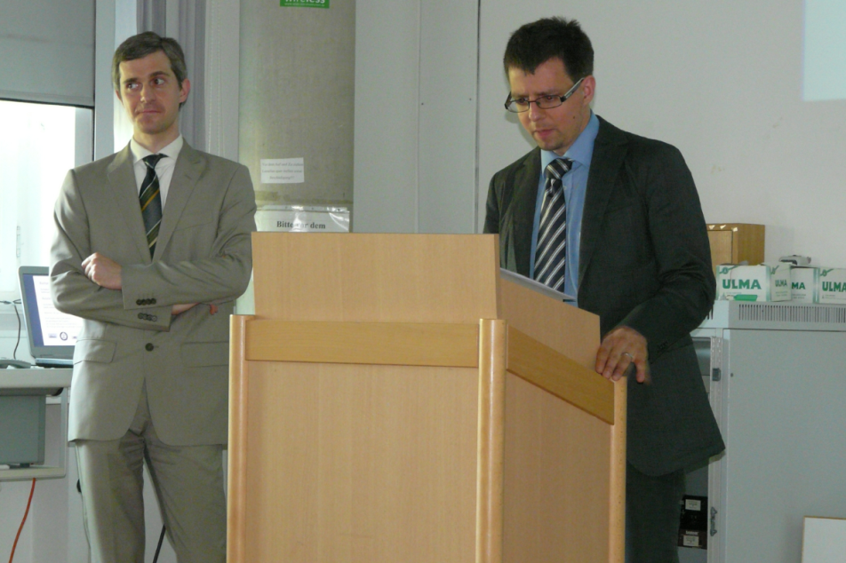 Die Mitherausgeber Dr. Thomas Wallnig und Dr. Thomas Stockinger stellten die Beiträge des Sammelbandes vor.